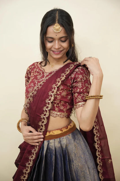 దక్షిణ భారత పండుగ సాంప్రదాయ హాఫ్ చీర (ఛవి) 