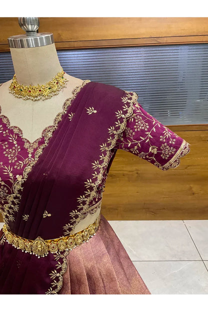 దక్షిణ భారత పండుగ సాంప్రదాయ హాఫ్ చీర (ఛవి) 
