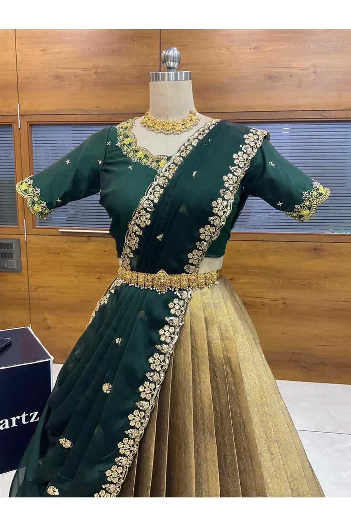 దక్షిణ భారత పండుగ సాంప్రదాయ హాఫ్ చీర (ఛవి) 