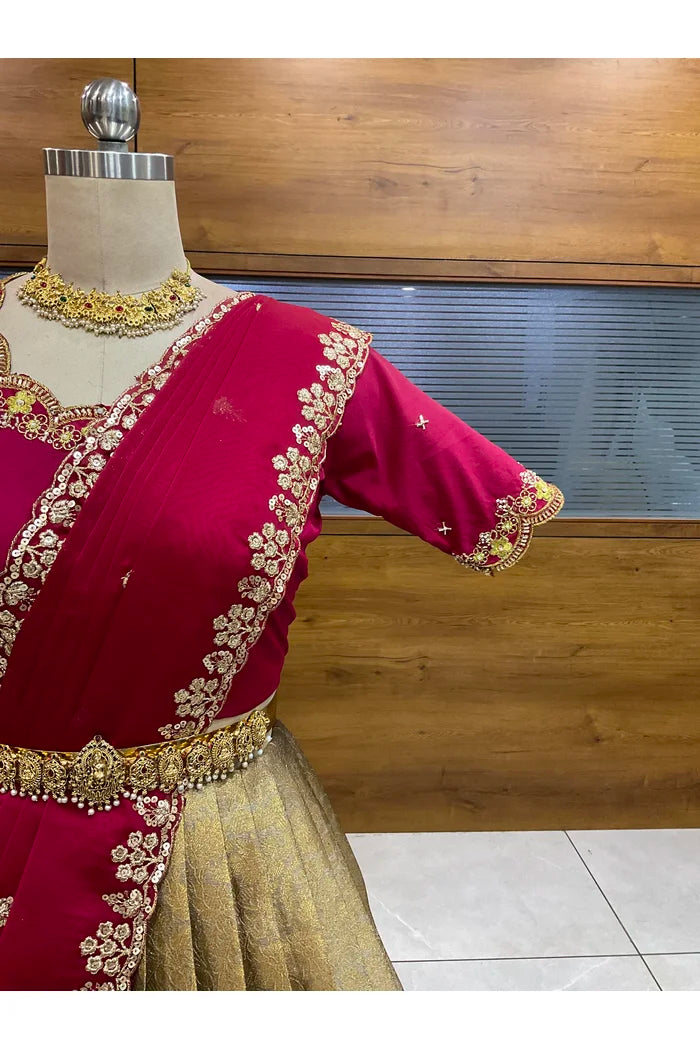 దక్షిణ భారత పండుగ సాంప్రదాయ హాఫ్ చీర (ఛవి) 