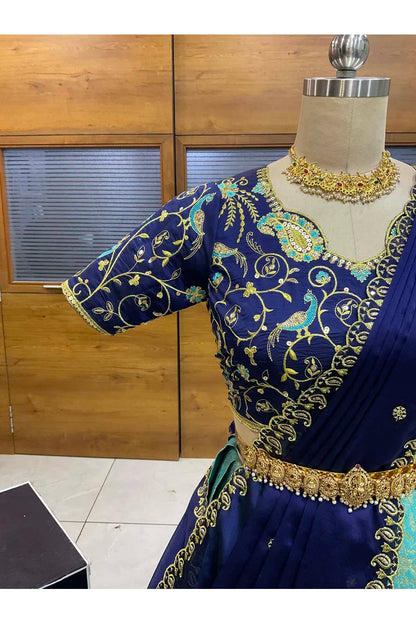 దక్షిణ భారత పండుగ సాంప్రదాయ హాఫ్ చీర (ఛవి) 