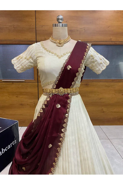 దక్షిణ భారత పండుగ సాంప్రదాయ హాఫ్ చీర (ఛవి) 