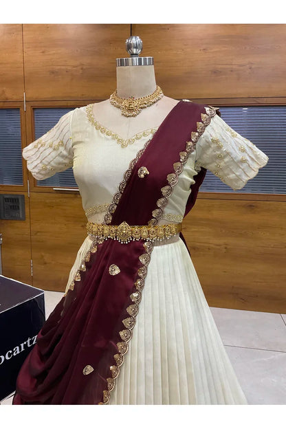 దక్షిణ భారత పండుగ సాంప్రదాయ హాఫ్ చీర (ఛవి) 