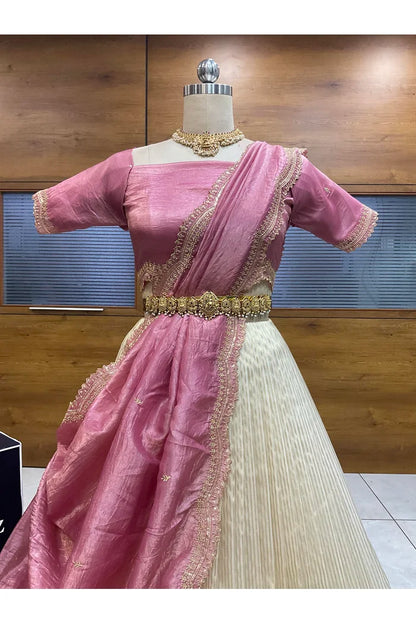 దక్షిణ భారత పండుగ సాంప్రదాయ హాఫ్ చీర (ఛవి) 
