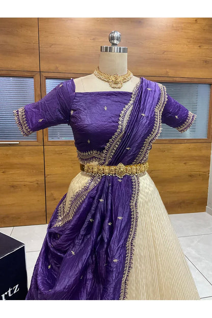 దక్షిణ భారత పండుగ సాంప్రదాయ హాఫ్ చీర (ఛవి) 