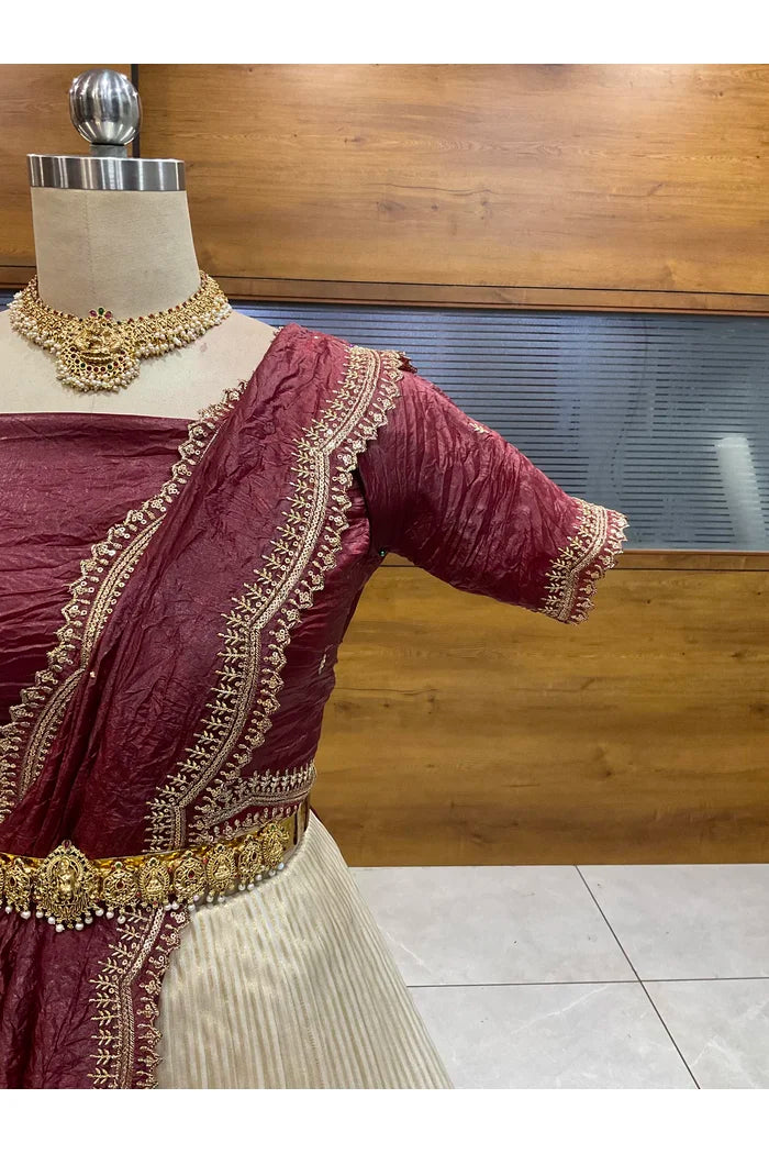 దక్షిణ భారత పండుగ సాంప్రదాయ హాఫ్ చీర (ఛవి) 