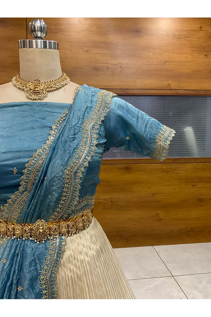 దక్షిణ భారత పండుగ సాంప్రదాయ హాఫ్ చీర (ఛవి) 