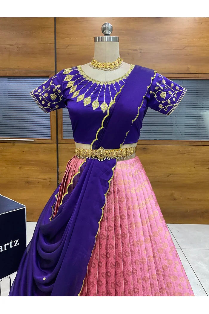 దక్షిణ భారత పండుగ సాంప్రదాయ హాఫ్ చీర (ఛవి) 