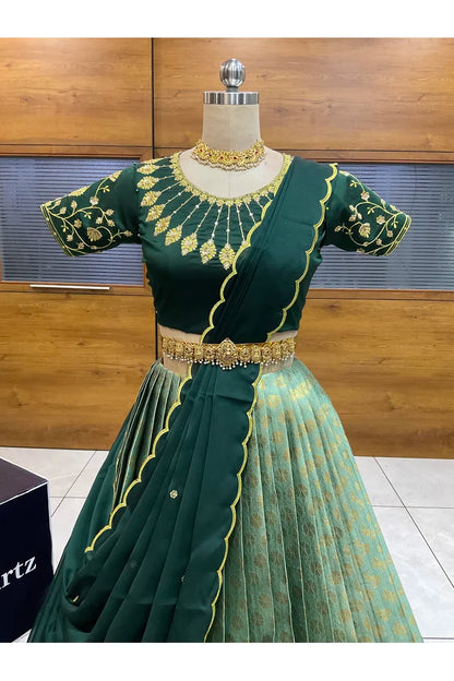 దక్షిణ భారత పండుగ సాంప్రదాయ హాఫ్ చీర (ఛవి) 