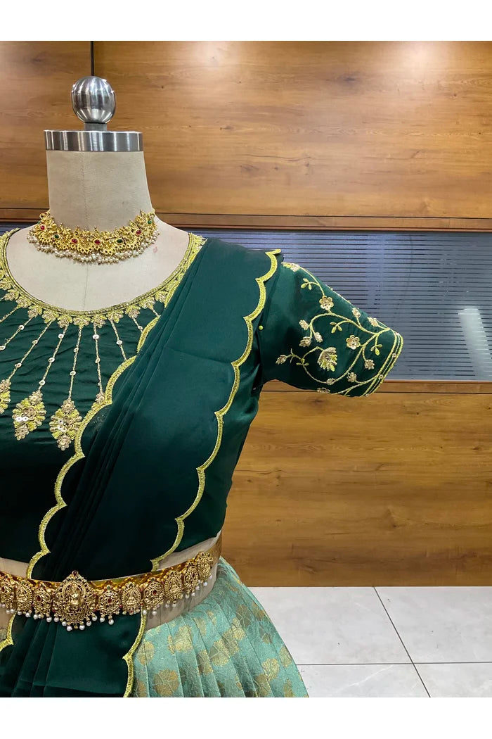 దక్షిణ భారత పండుగ సాంప్రదాయ హాఫ్ చీర (ఛవి) 