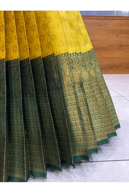 దక్షిణ భారత పండుగ సాంప్రదాయ హాఫ్ చీర (ఛవి) 