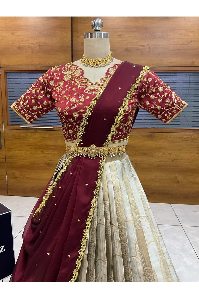దక్షిణ భారత పండుగ సాంప్రదాయ హాఫ్ చీర (ఛవి) 