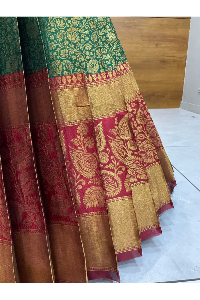 దక్షిణ భారత పండుగ సాంప్రదాయ హాఫ్ చీర (ఛవి) 