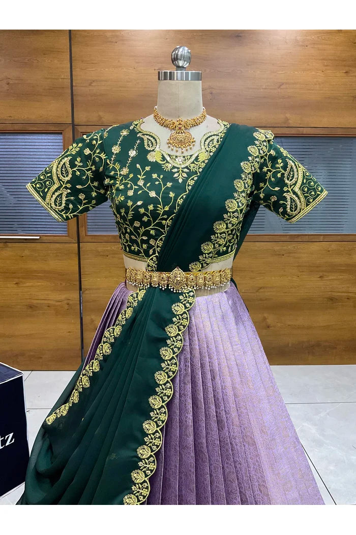 దక్షిణ భారత పండుగ సాంప్రదాయ హాఫ్ చీర (ఛవి) 
