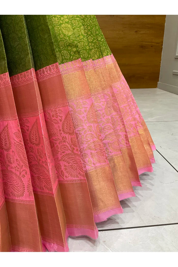 దక్షిణ భారత పండుగ సాంప్రదాయ హాఫ్ చీర (ఛవి) 