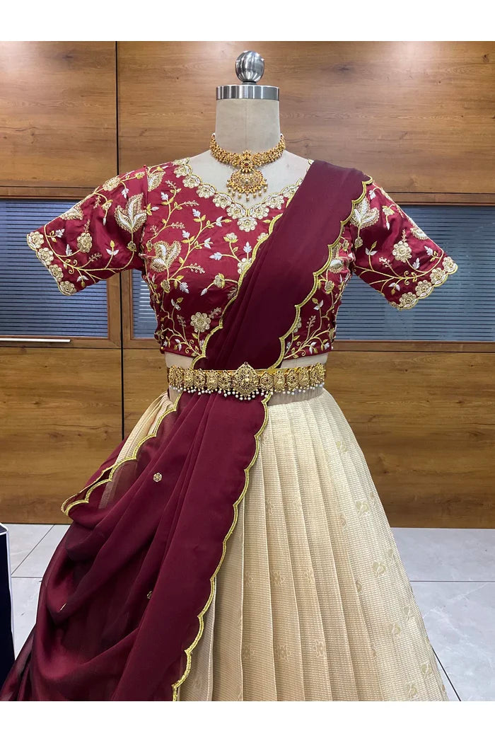 దక్షిణ భారత పండుగ సాంప్రదాయ హాఫ్ చీర (ఛవి) 