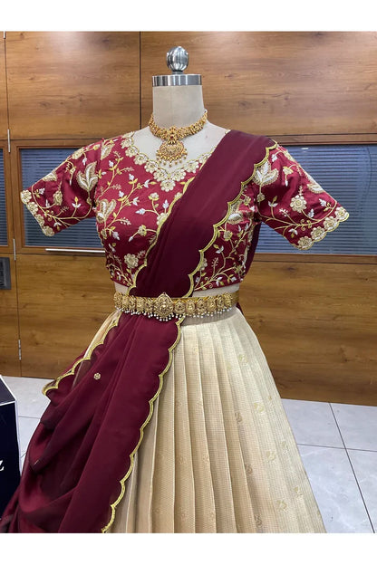 దక్షిణ భారత పండుగ సాంప్రదాయ హాఫ్ చీర (ఛవి) 