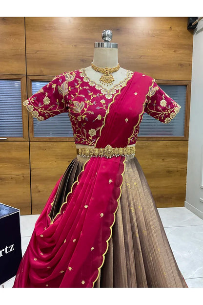 దక్షిణ భారత పండుగ సాంప్రదాయ హాఫ్ చీర (ఛవి) 