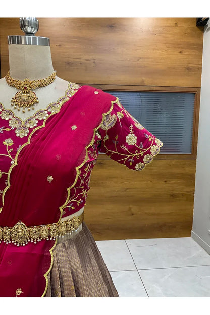 దక్షిణ భారత పండుగ సాంప్రదాయ హాఫ్ చీర (ఛవి) 