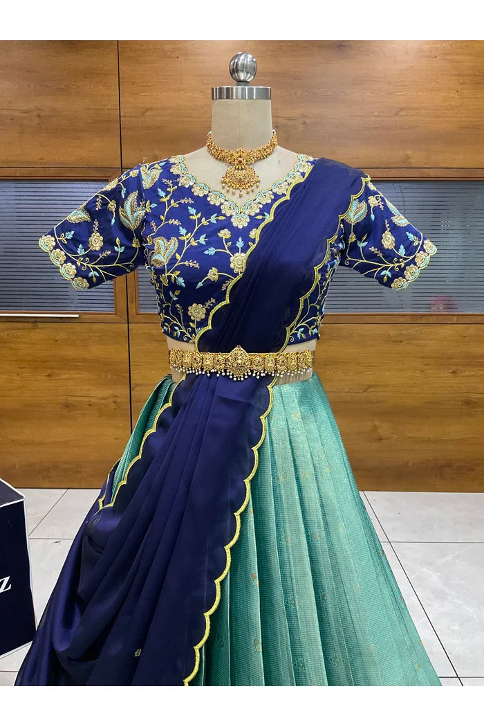 దక్షిణ భారత పండుగ సాంప్రదాయ హాఫ్ చీర (ఛవి) 