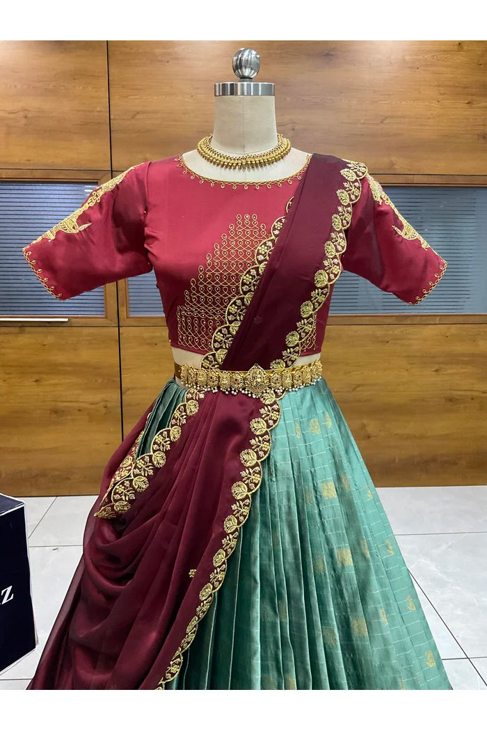 దక్షిణ భారత పండుగ సాంప్రదాయ హాఫ్ చీర (ఛవి) 
