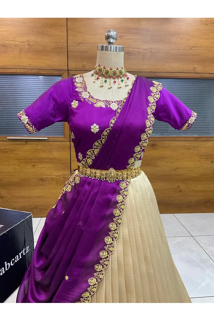 దక్షిణ భారత పండుగ సాంప్రదాయ హాఫ్ చీర (ఛవి) 