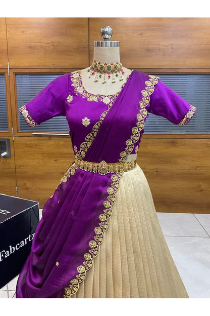 దక్షిణ భారత పండుగ సాంప్రదాయ హాఫ్ చీర (ఛవి) 