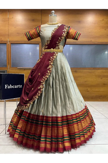 దక్షిణ భారత పండుగ సాంప్రదాయ హాఫ్ చీర (ఛవి) 