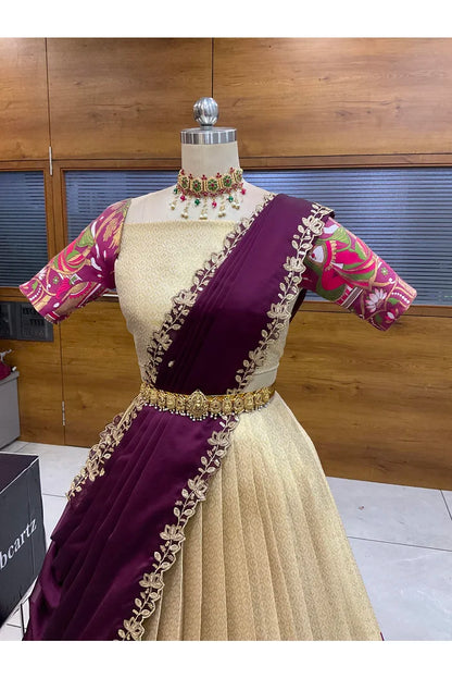 దక్షిణ భారత పండుగ సాంప్రదాయ హాఫ్ చీర (ఛవి) 