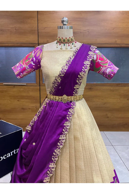 దక్షిణ భారత పండుగ సాంప్రదాయ హాఫ్ చీర (ఛవి) 