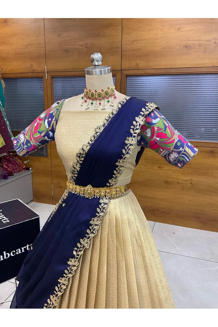 దక్షిణ భారత పండుగ సాంప్రదాయ హాఫ్ చీర (ఛవి) 