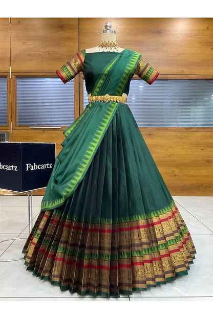 దక్షిణ భారత పండుగ సాంప్రదాయ హాఫ్ చీర (ఛవి) 