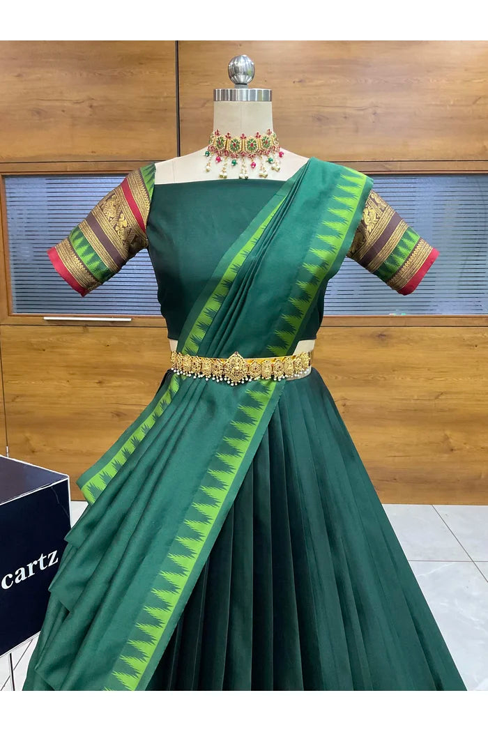 దక్షిణ భారత పండుగ సాంప్రదాయ హాఫ్ చీర (ఛవి) 
