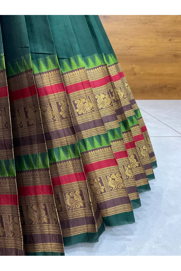 దక్షిణ భారత పండుగ సాంప్రదాయ హాఫ్ చీర (ఛవి) 