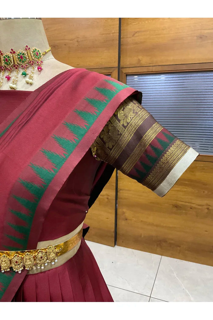 దక్షిణ భారత పండుగ సాంప్రదాయ హాఫ్ చీర (ఛవి) 