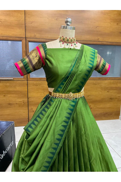 దక్షిణ భారత పండుగ సాంప్రదాయ హాఫ్ చీర (ఛవి) 