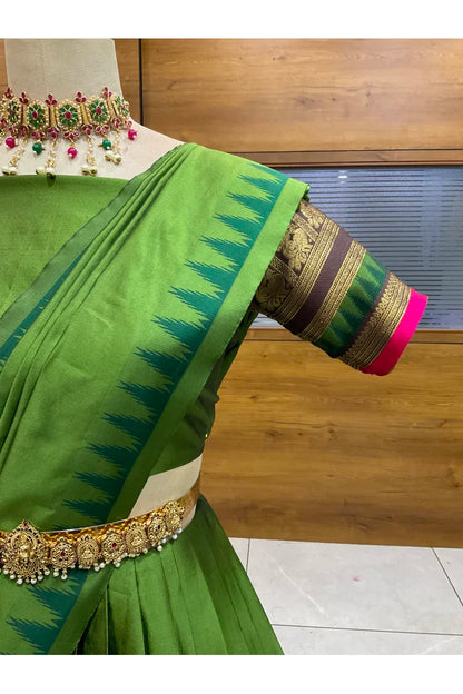 దక్షిణ భారత పండుగ సాంప్రదాయ హాఫ్ చీర (ఛవి) 