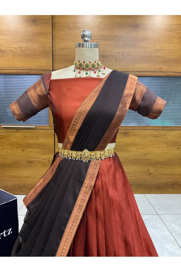 దక్షిణ భారత పండుగ సాంప్రదాయ హాఫ్ చీర (ఛవి) 