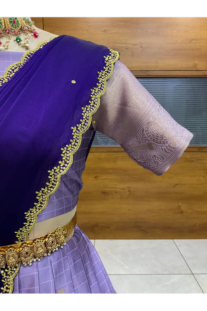 దక్షిణ భారత పండుగ సాంప్రదాయ హాఫ్ చీర (ఛవి) 