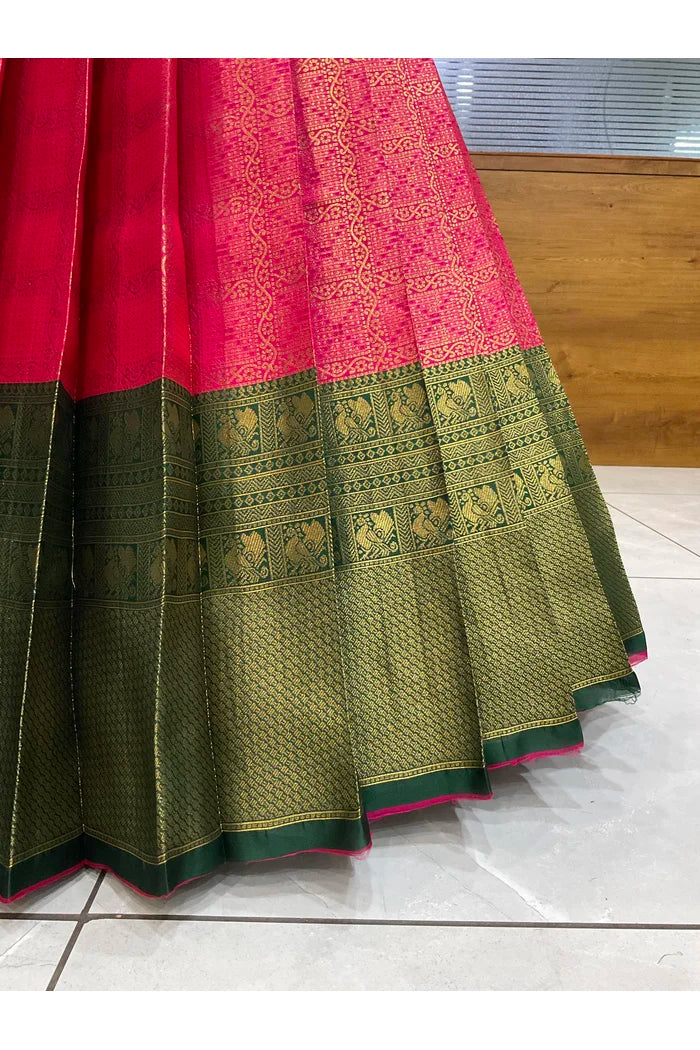 దక్షిణ భారత పండుగ సాంప్రదాయ హాఫ్ చీర (ఛవి) 