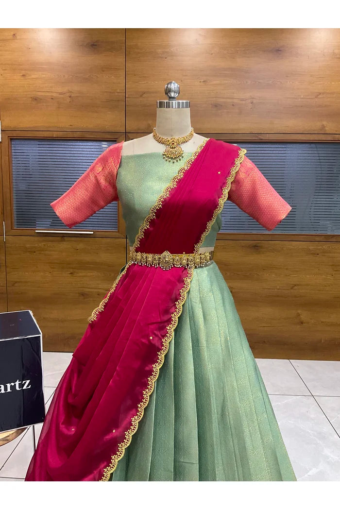 దక్షిణ భారత పండుగ సాంప్రదాయ హాఫ్ చీర (ఛవి) 