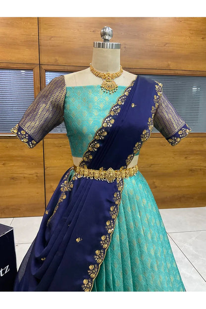 దక్షిణ భారత పండుగ సాంప్రదాయ హాఫ్ చీర (ఛవి) 