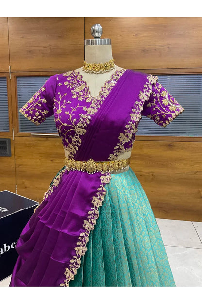 దక్షిణ భారత పండుగ సాంప్రదాయ హాఫ్ చీర (ఛవి) 