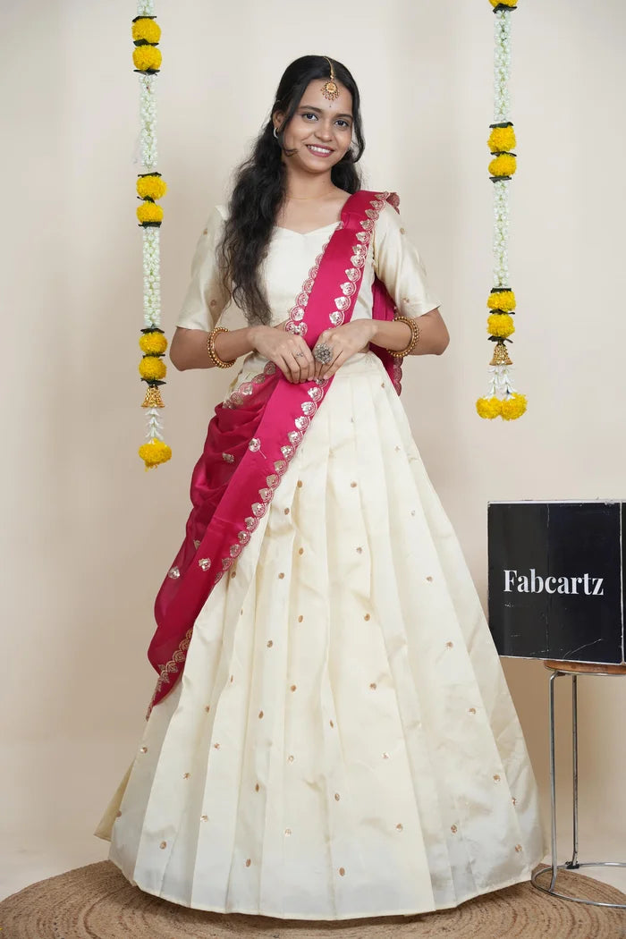 దక్షిణ భారత పండుగ సాంప్రదాయ హాఫ్ చీర (ఛవి) 