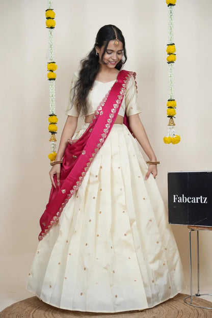 దక్షిణ భారత పండుగ సాంప్రదాయ హాఫ్ చీర (ఛవి) 