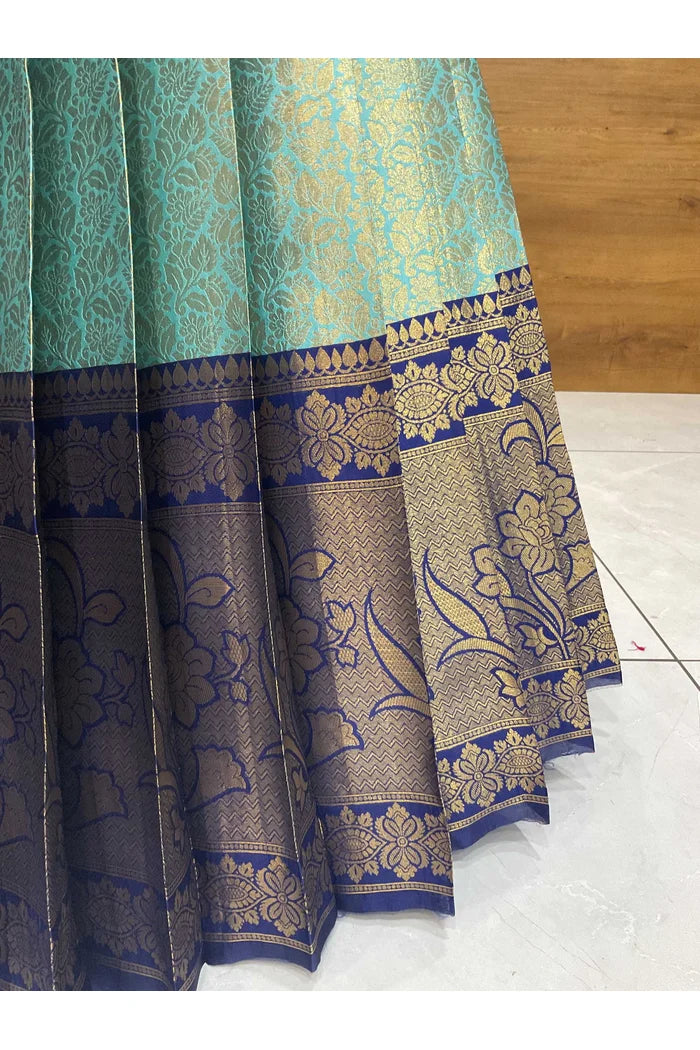 దక్షిణ భారత పండుగ సాంప్రదాయ హాఫ్ చీర (ఛవి) 