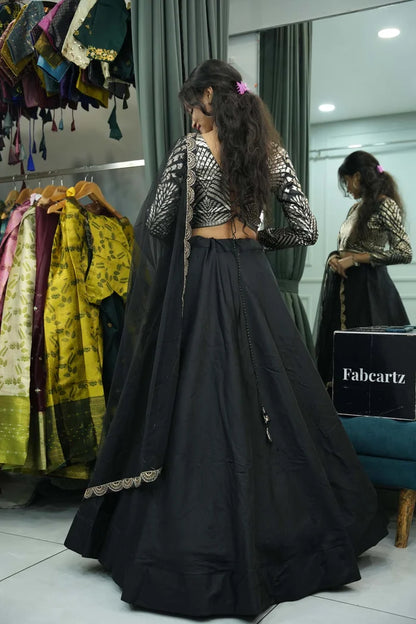 Vikrant Women's Lehenga Choli with Dupatta for Women