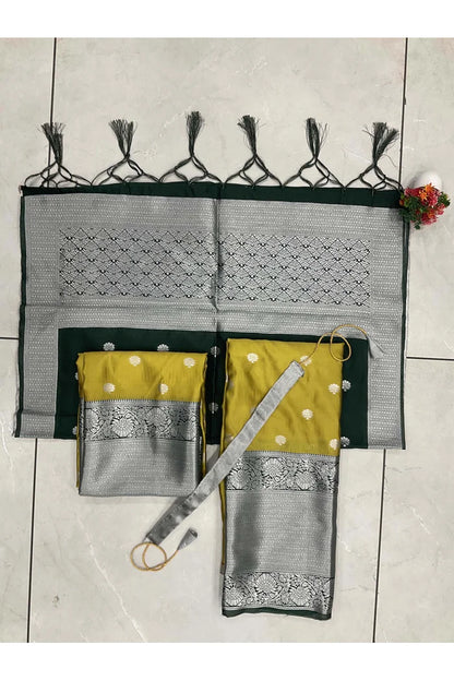 దక్షిణ భారత పండుగ సాంప్రదాయ హాఫ్ చీర (నేహాల్) 