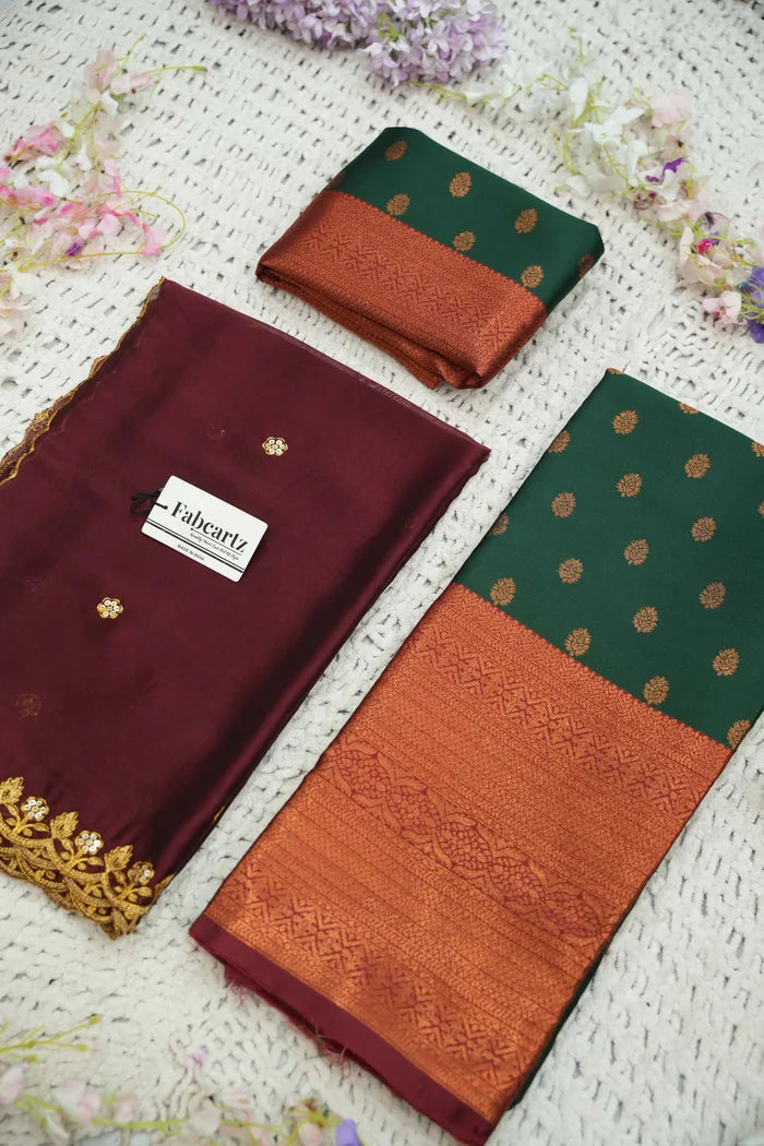 దక్షిణ భారత పండుగ సాంప్రదాయ హాఫ్ చీర (కాంతారా) 