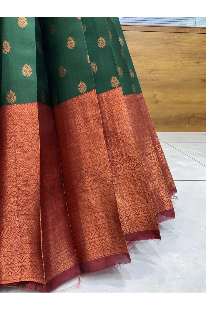 దక్షిణ భారత పండుగ సాంప్రదాయ హాఫ్ చీర (కాంతారా) 